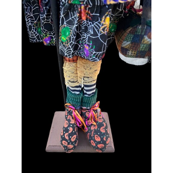 Vintage Halloween Witch standing figure vintage Handmade Rustic Farmhouse 25”H - Picture 4 of 9